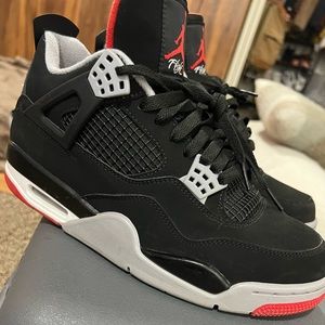 Men’s Jordan 4 Retro Bred (2019)